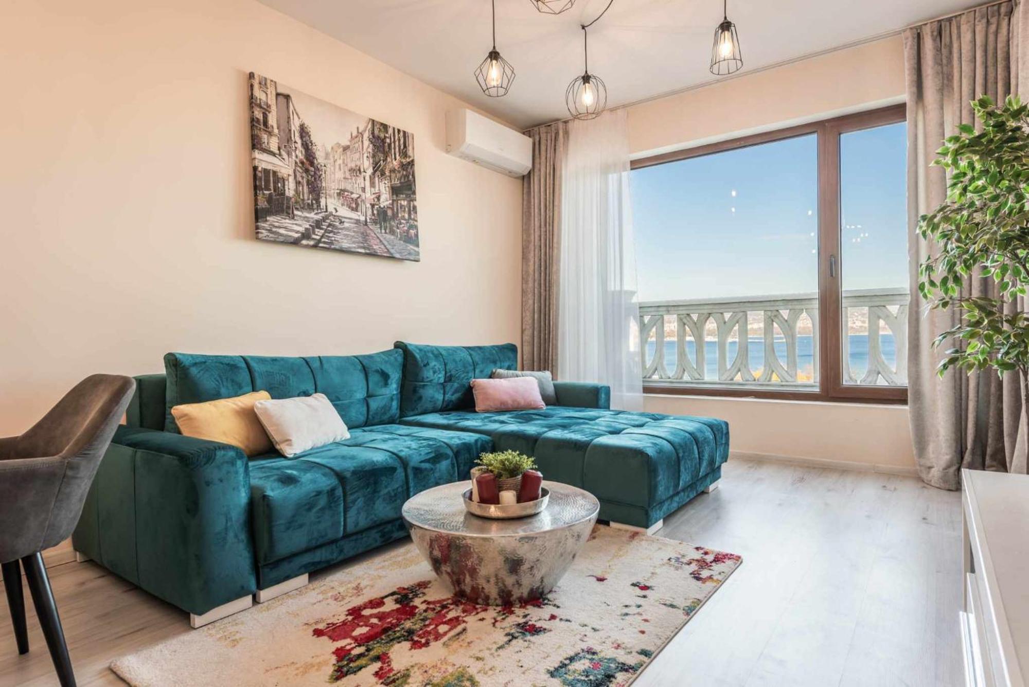 Azur Del Mar Seaview Apartment Varna Bagian luar foto