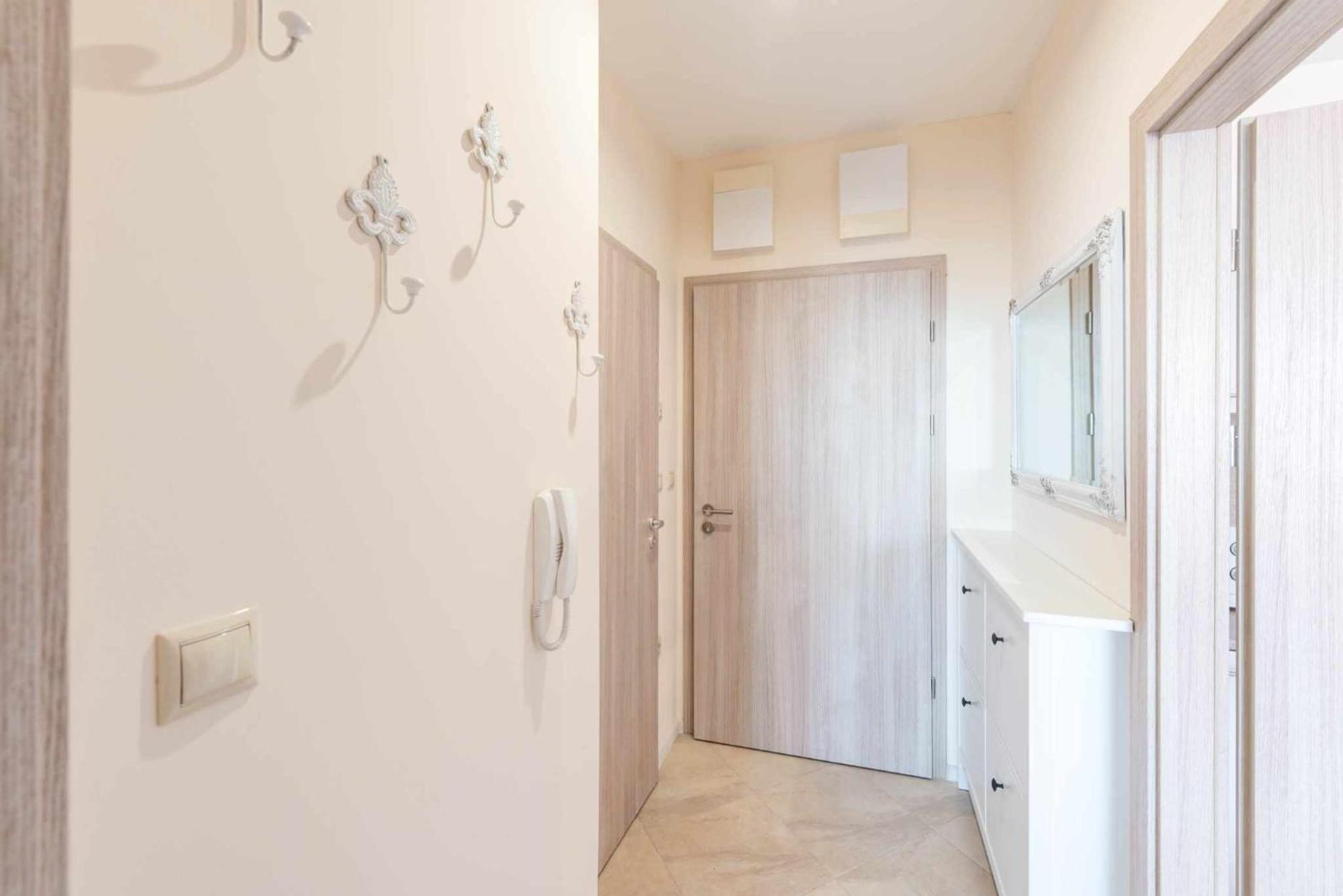 Azur Del Mar Seaview Apartment Varna Bagian luar foto