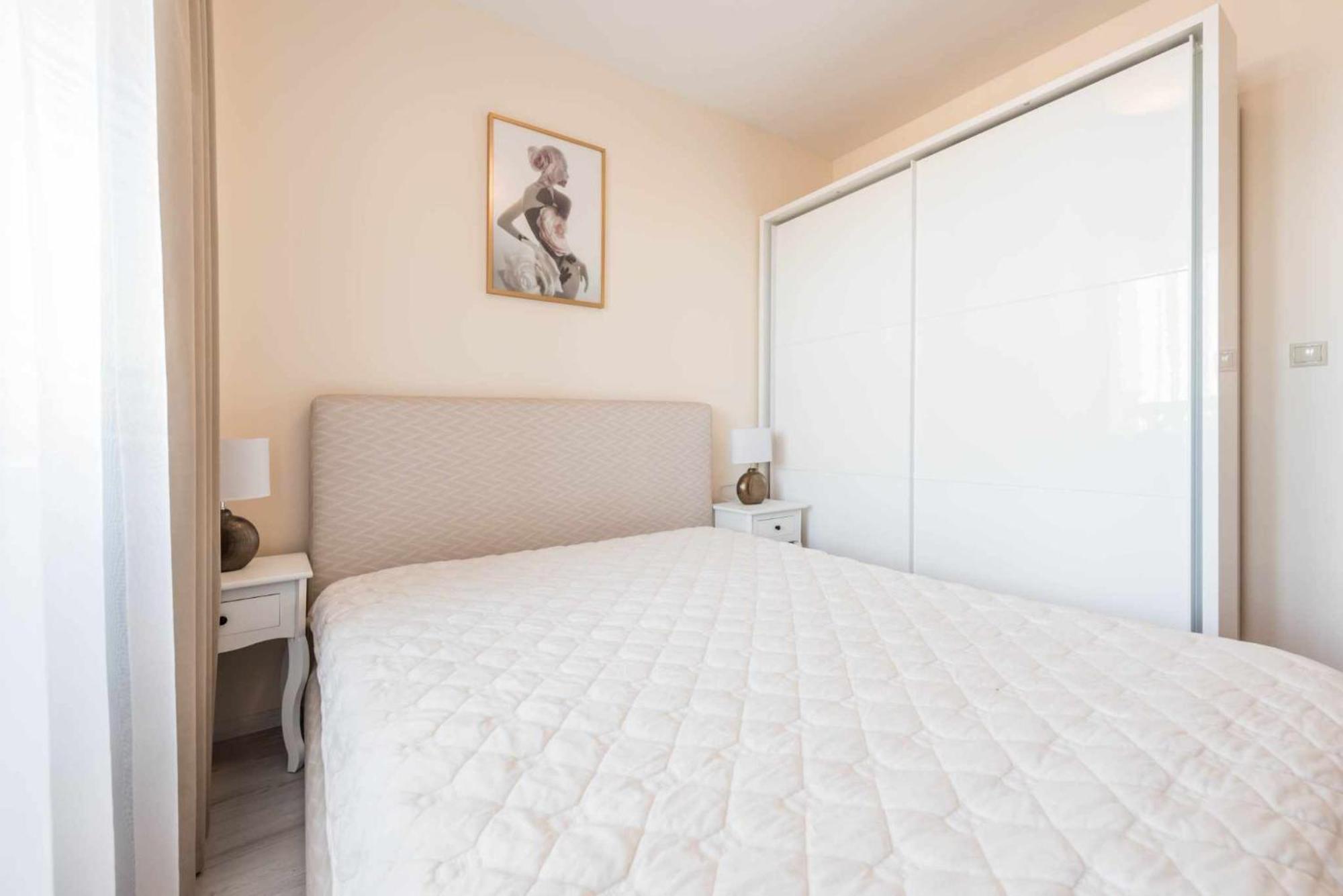 Azur Del Mar Seaview Apartment Varna Bagian luar foto